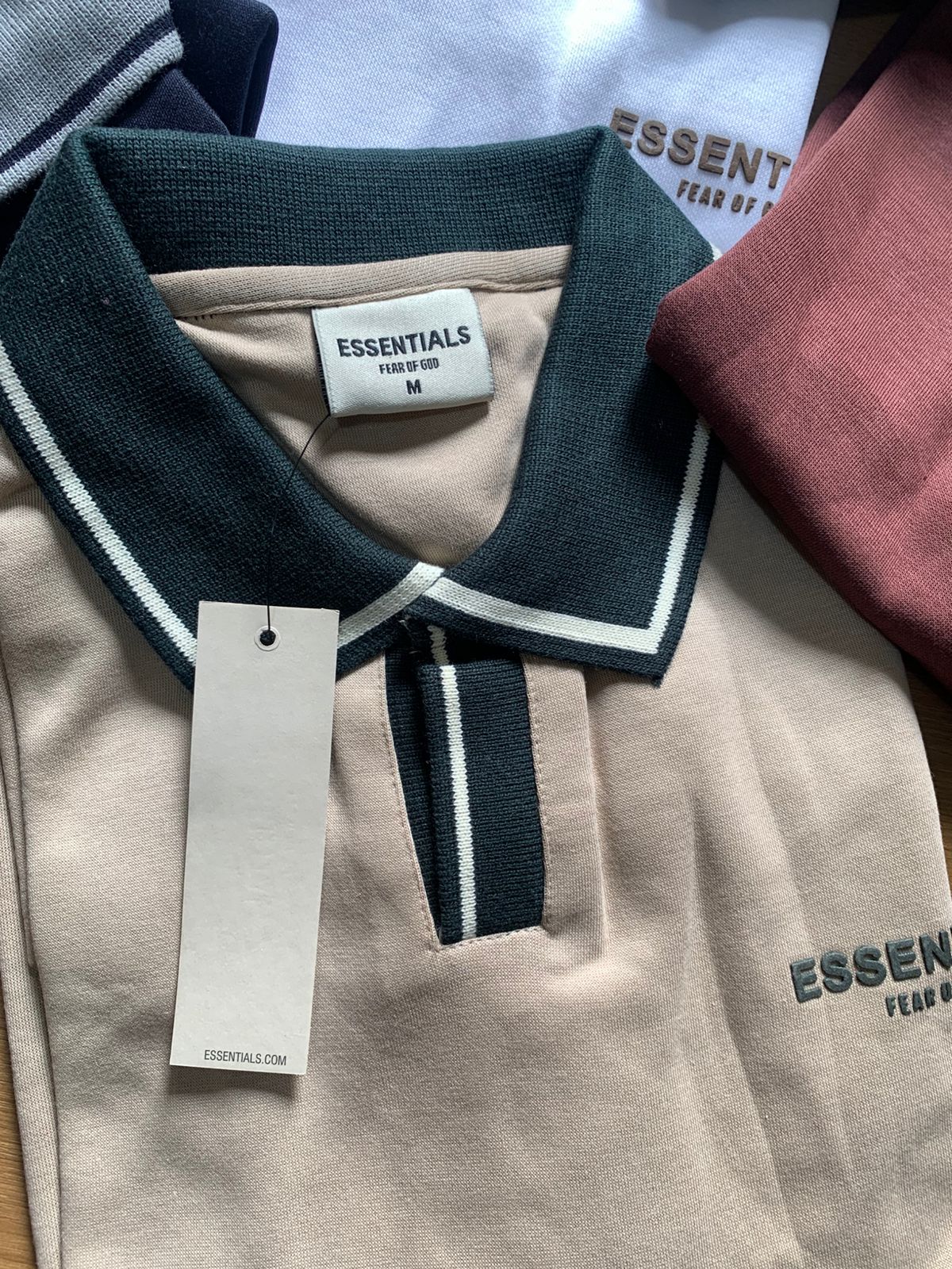 ESSENTILA ROUND NECK T-SHIRT - LIGHT CREAM View 2