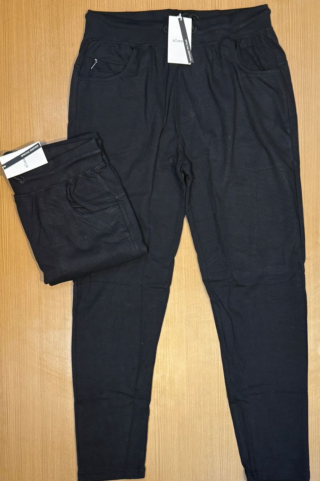 DIVERGE COTTON TRACKPANT5646 - Black View 1
