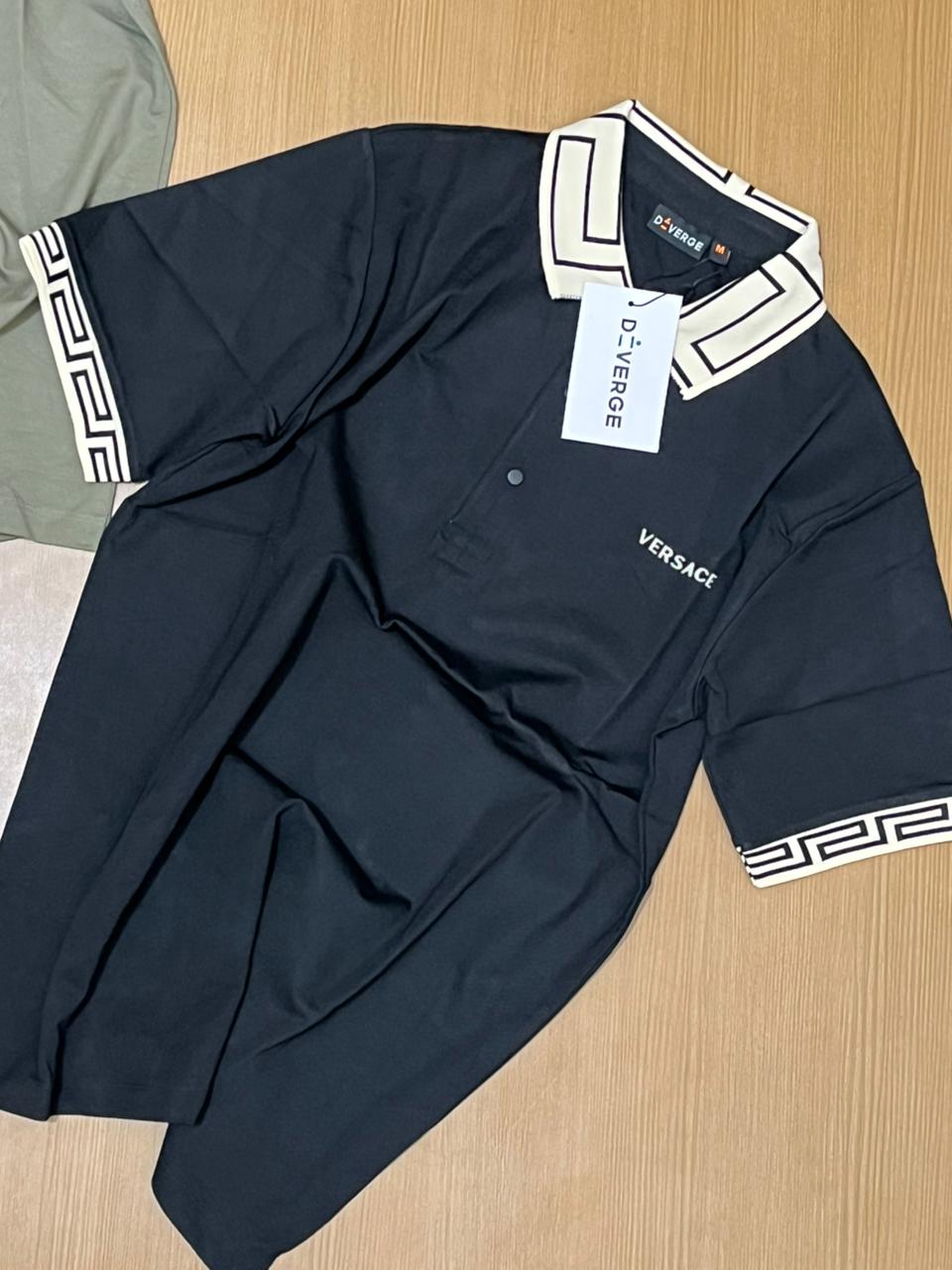 DIVERGE POLO NECK T-SHIRT - Black View 1