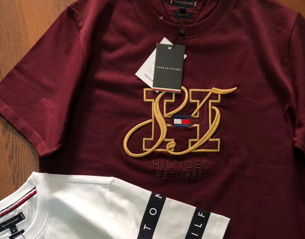 TOMMY HIL PREMIUM REGULAR FIT T-SHIRT AS